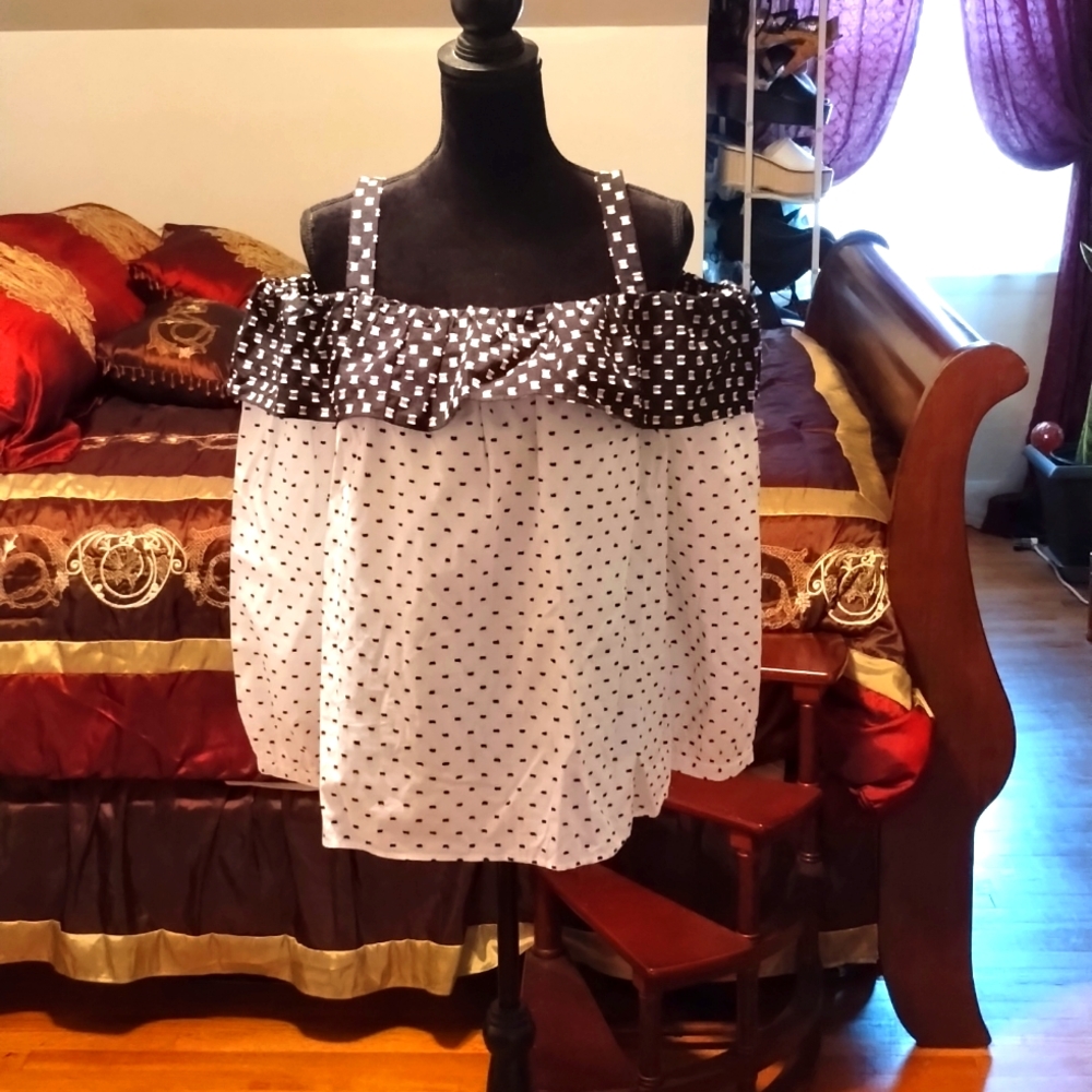 New with tags XL Loft top